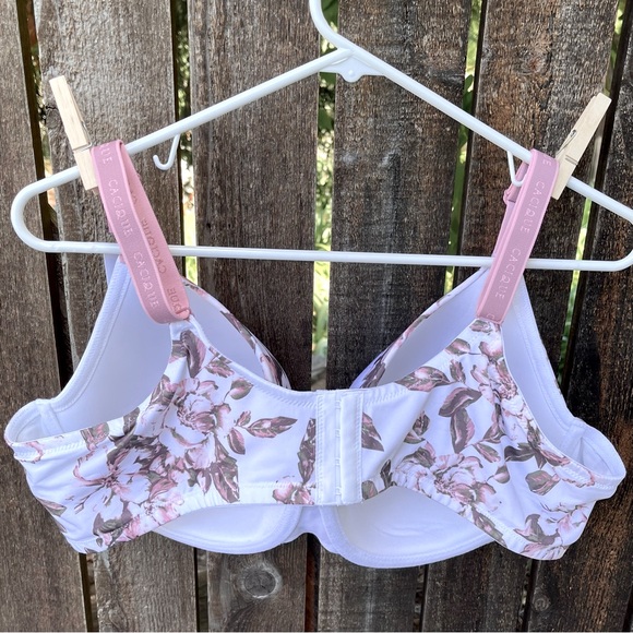 Cacique Lightly Lined T-Shirt Floral Bra NWT White Pink Green Sz 46D - Picture 2 of 10
